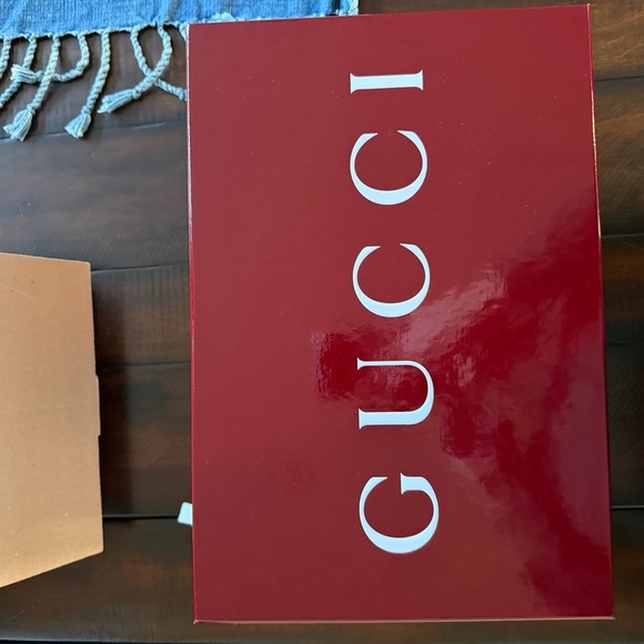 Gucci Glossy Red Packaging